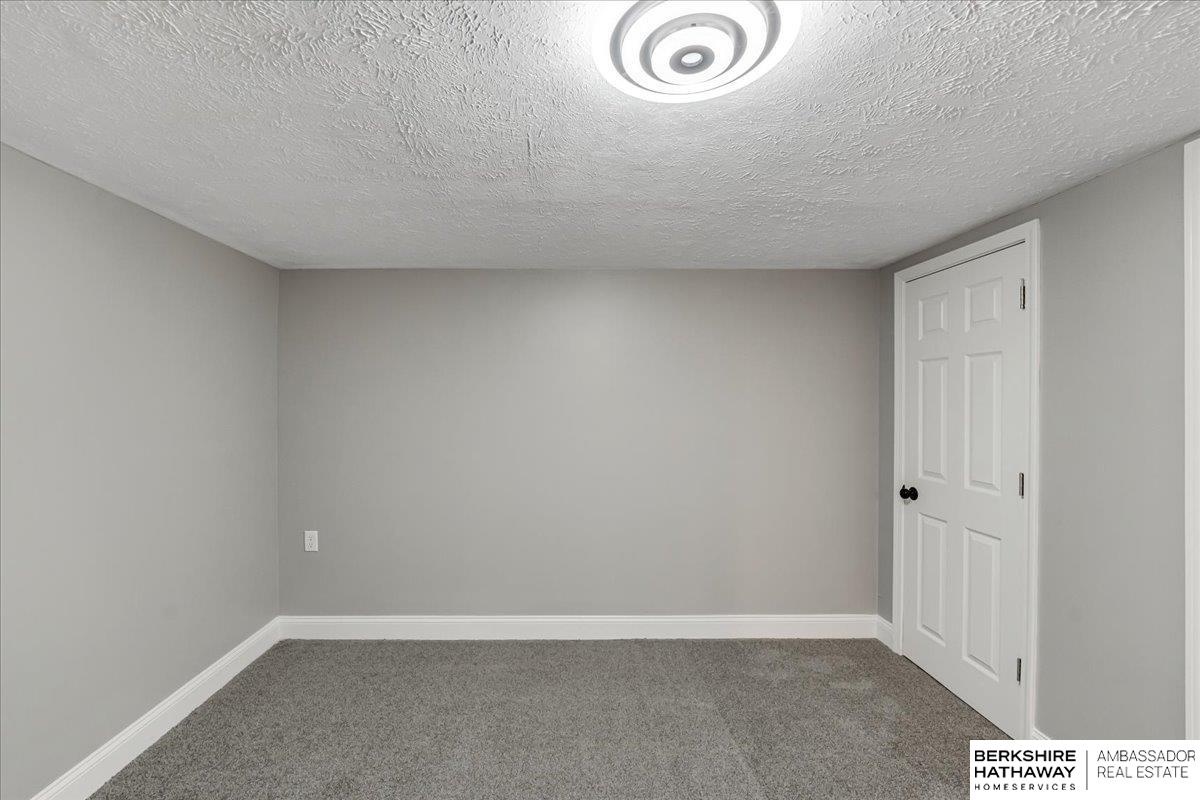 609 Apache Drive