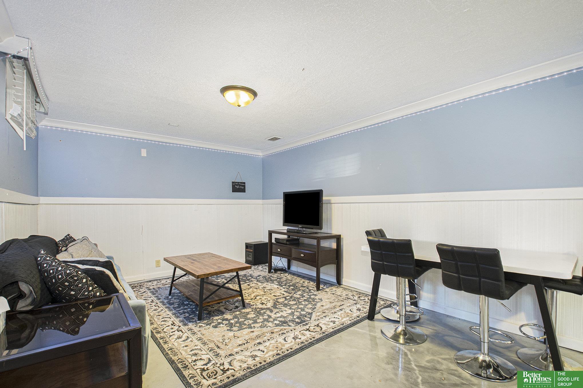 3322 N 48th Street