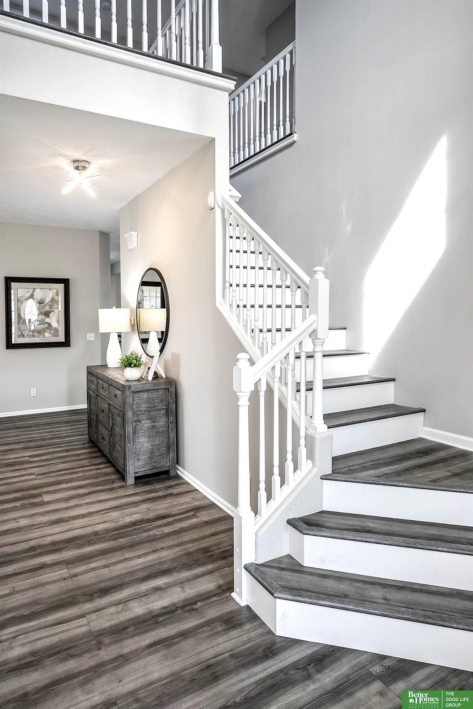 16118 Woodcrest Circle