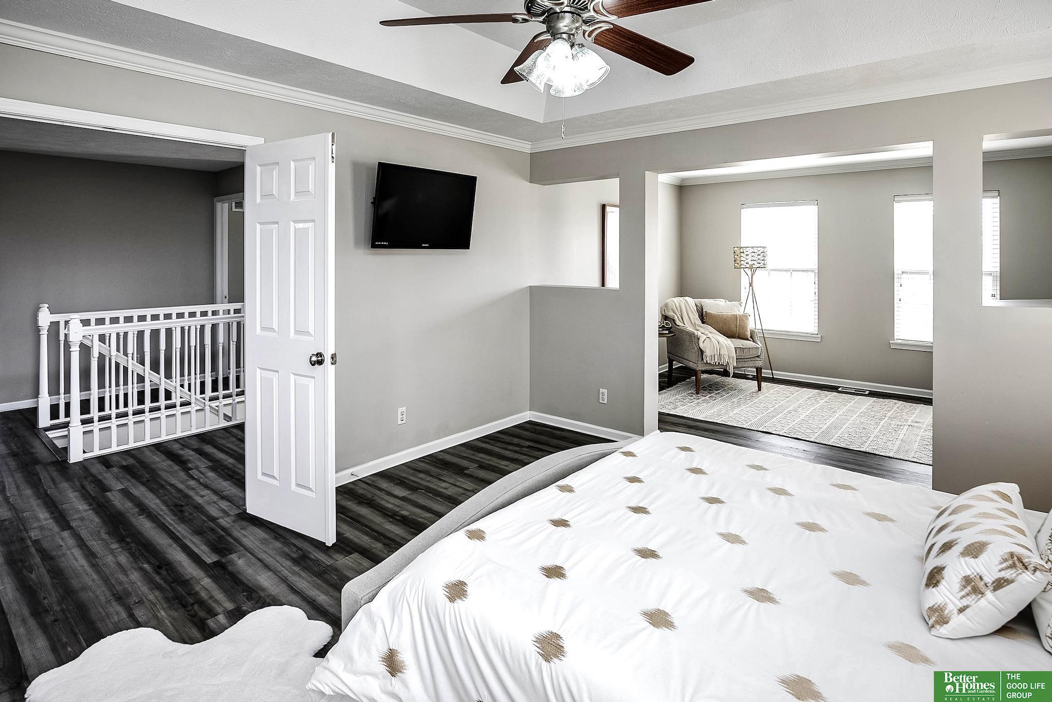 16118 Woodcrest Circle