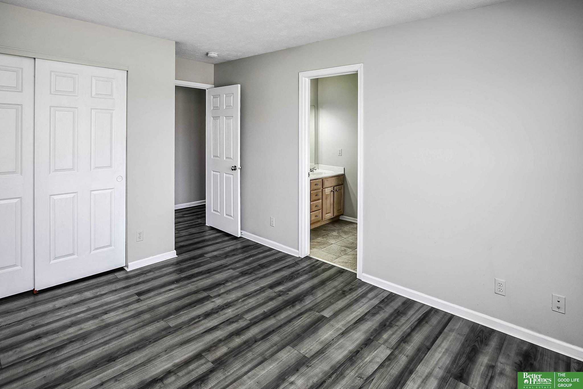 16118 Woodcrest Circle