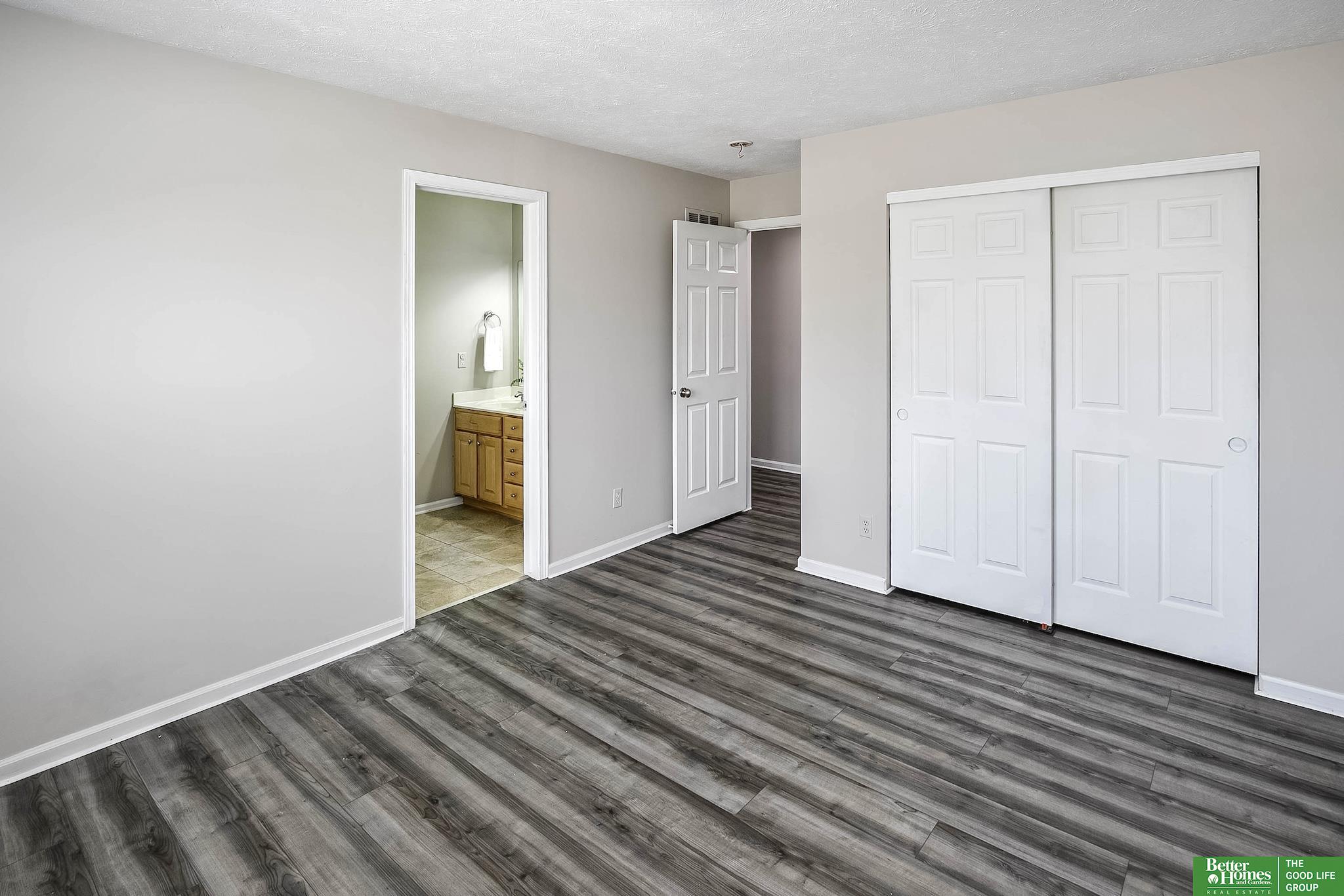 16118 Woodcrest Circle