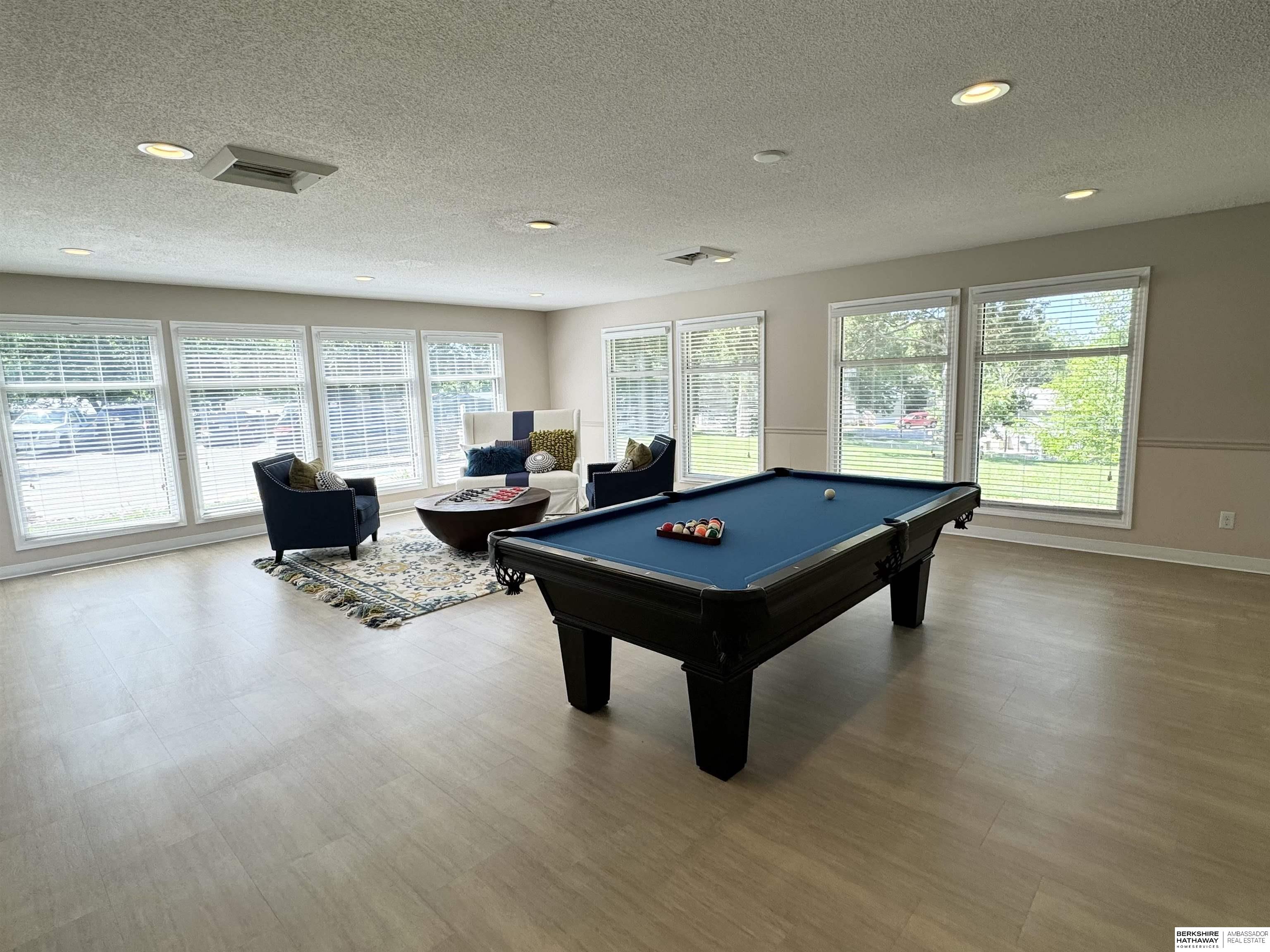 12624 Manderson Plaza