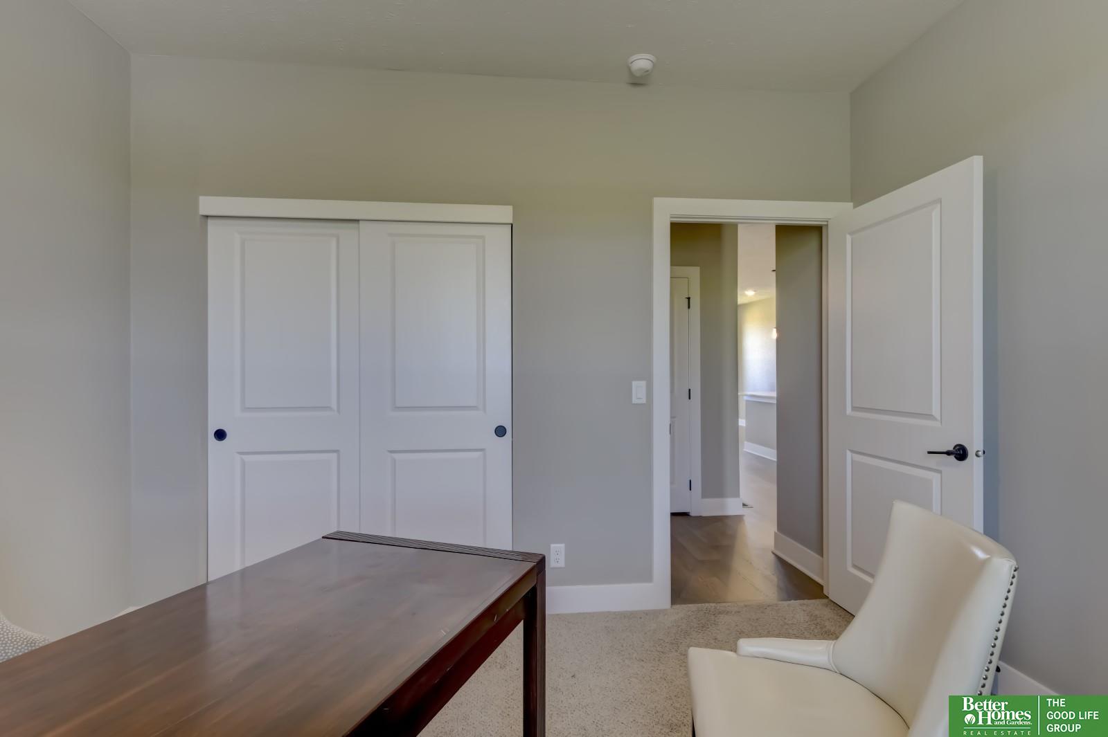 17522 Robin Drive