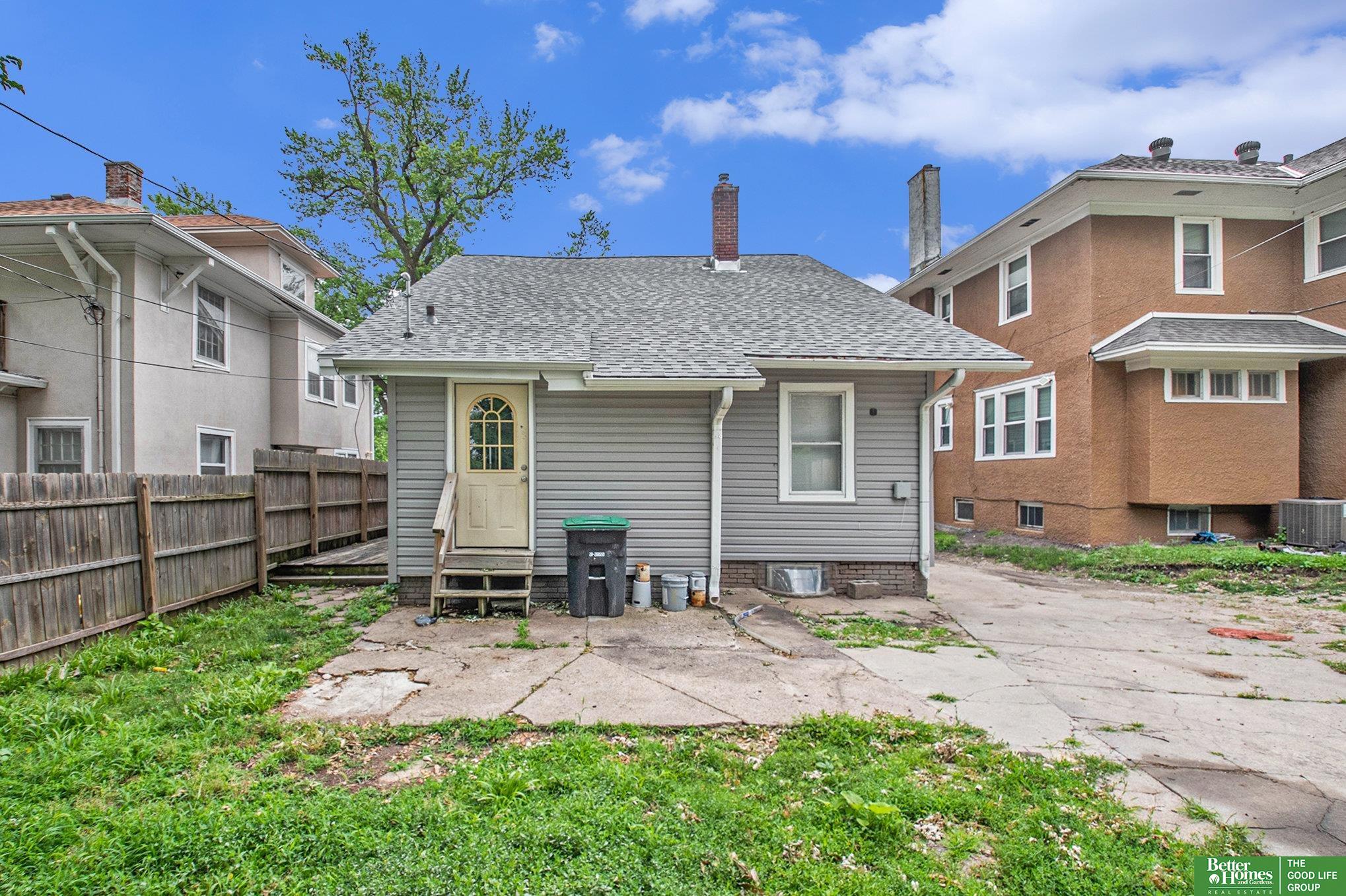 3208 Lafayette Avenue