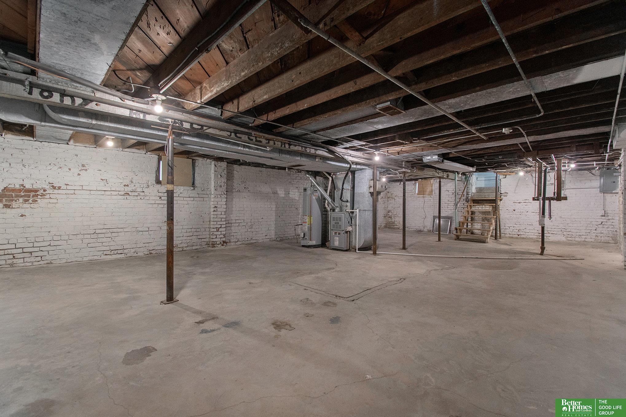 3208 Lafayette Avenue