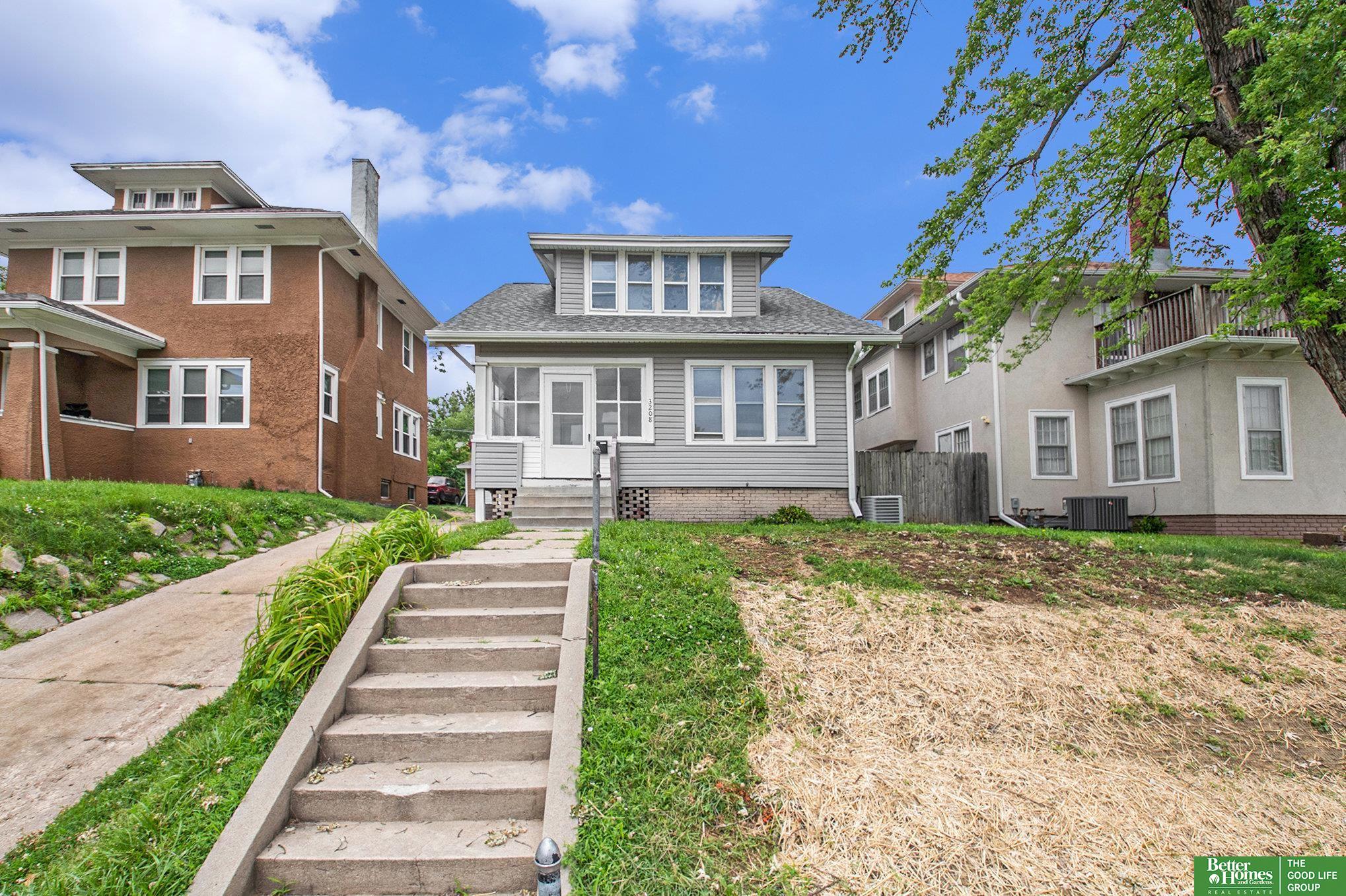3208 Lafayette Avenue