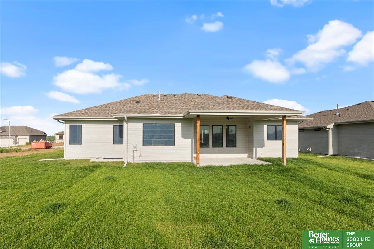 5611 Kestrel Parkway