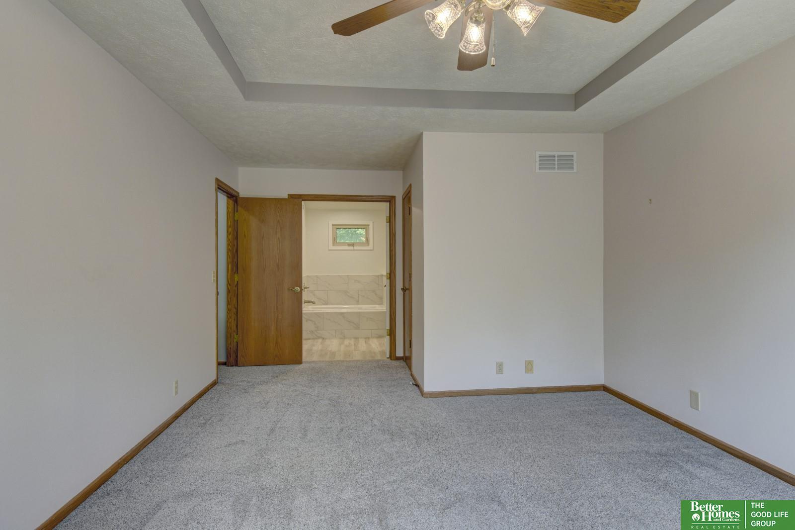 901 Creighton Road