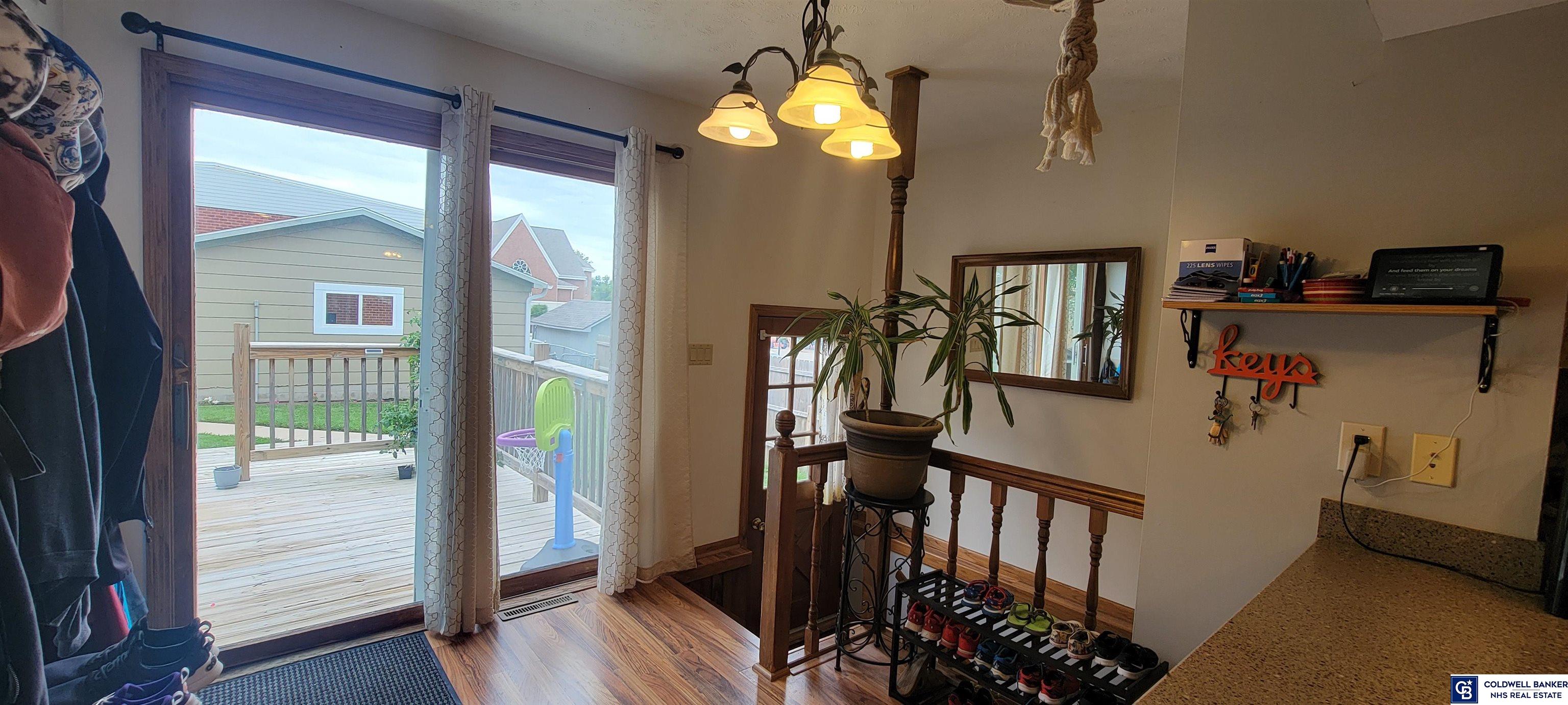 620 E 6th Street