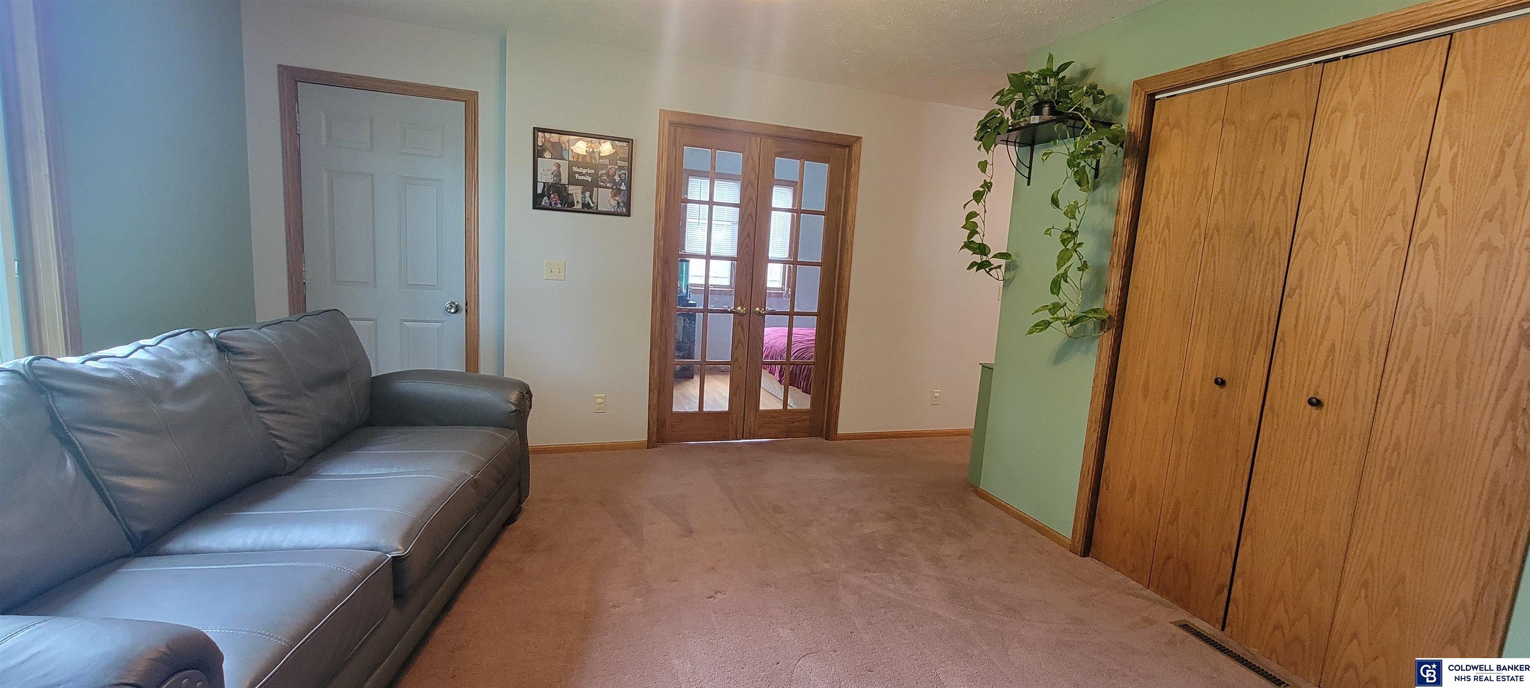 620 E 6th Street