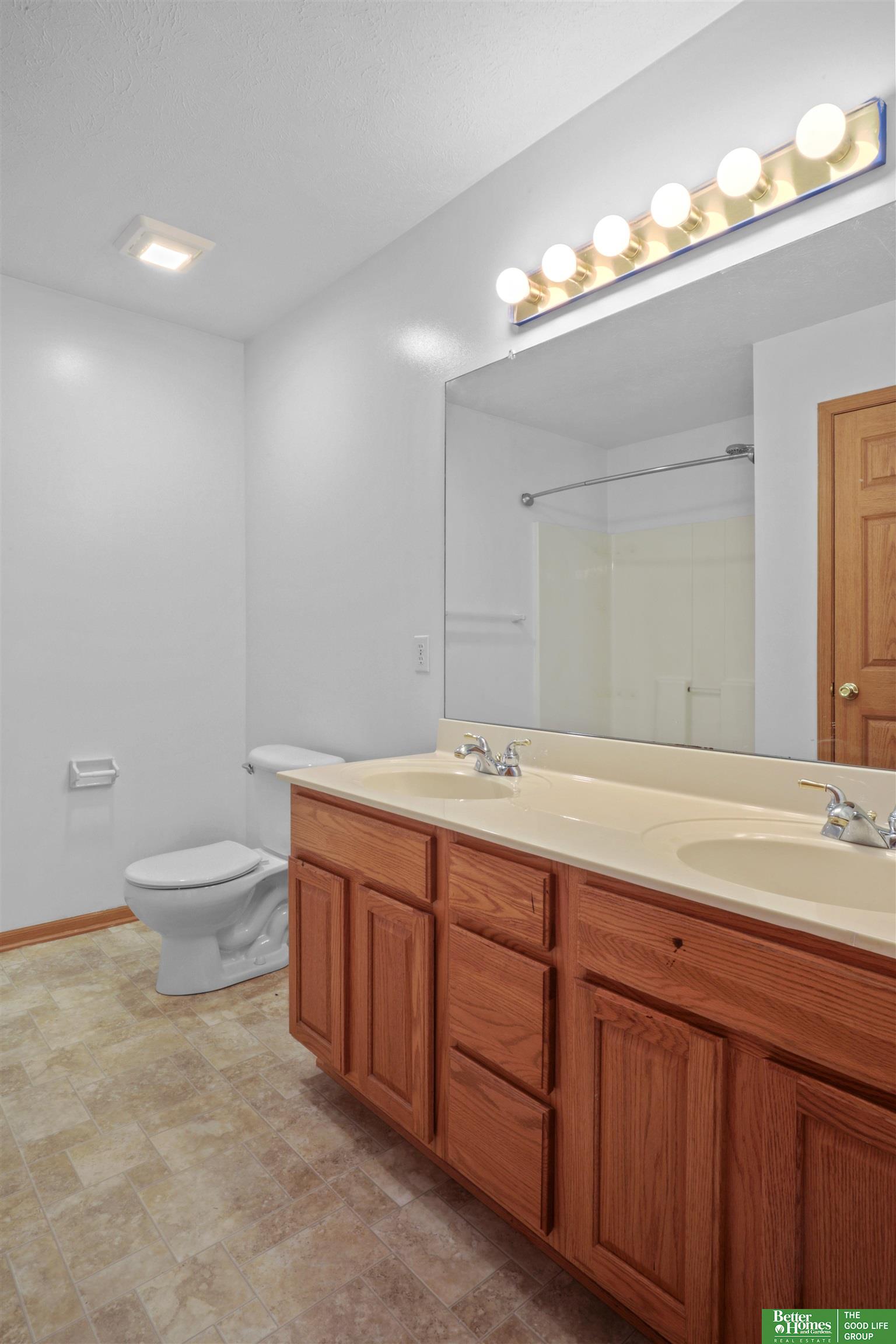 2907 Birchwood Drive