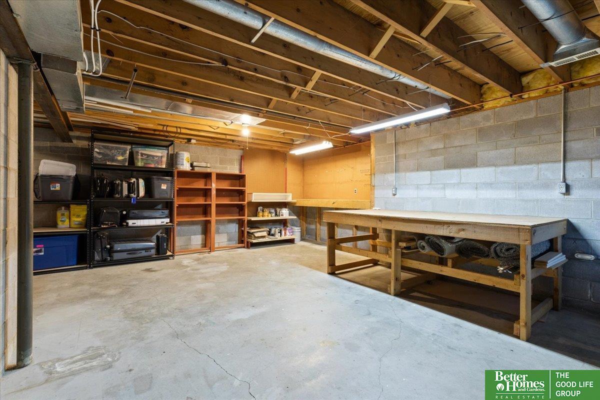 21011 Fort Street