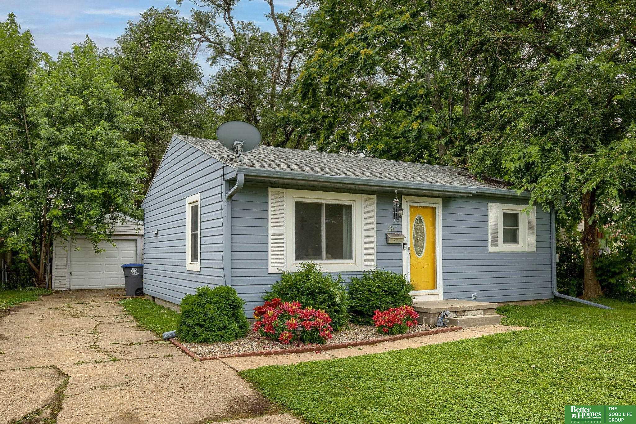 2927 Poplar Drive