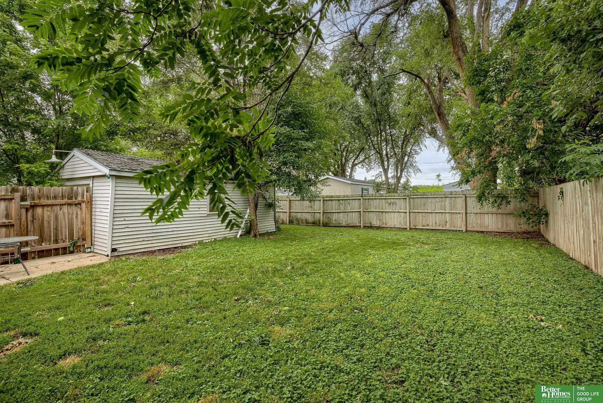2927 Poplar Drive
