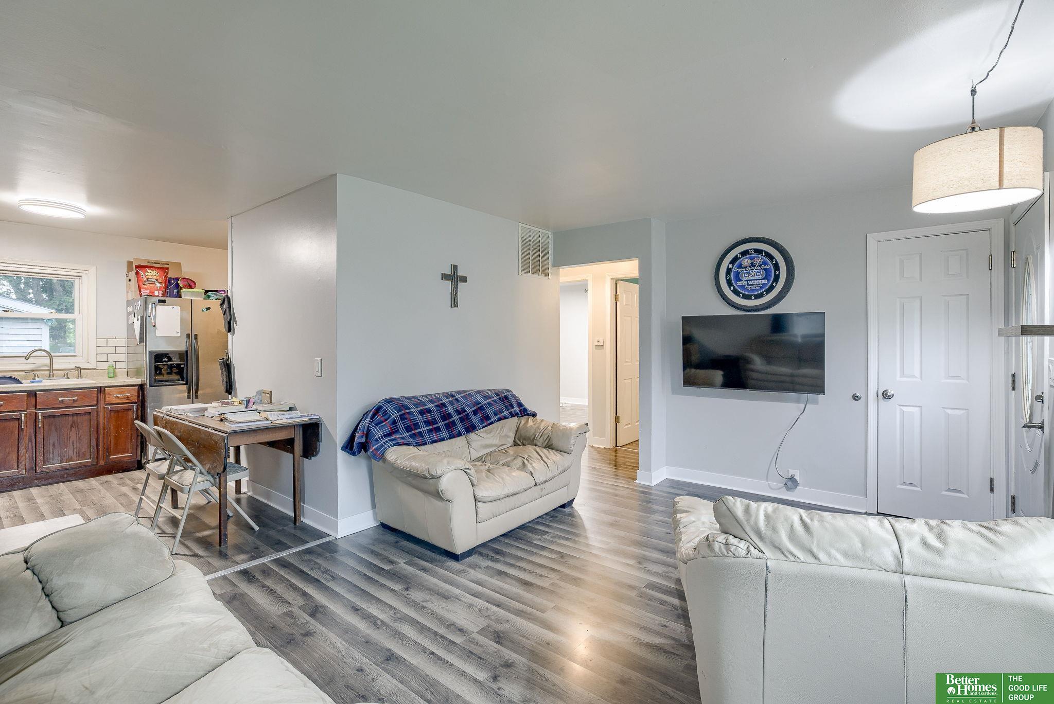 2927 Poplar Drive