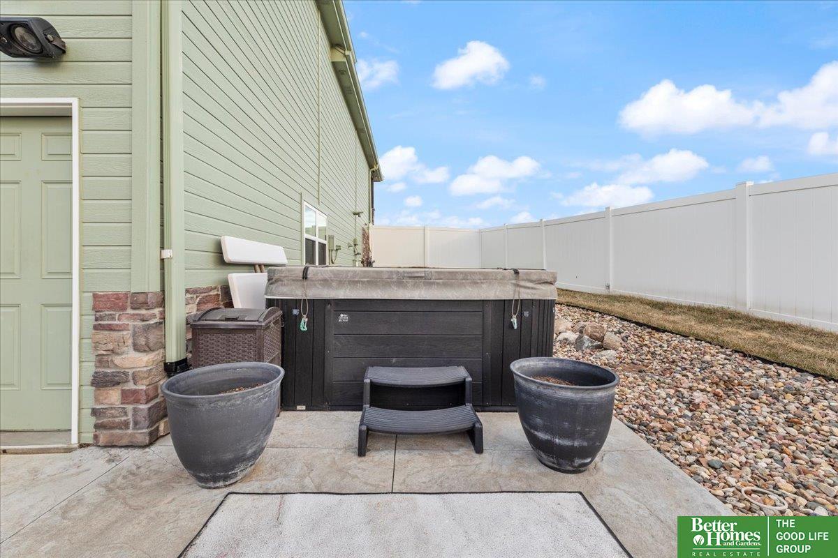 12802 N 184 Street