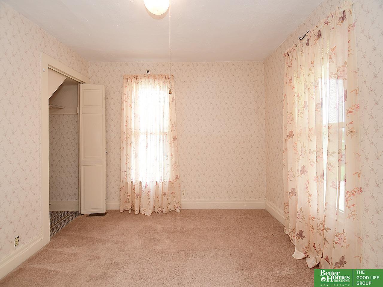 112 S Elm Street