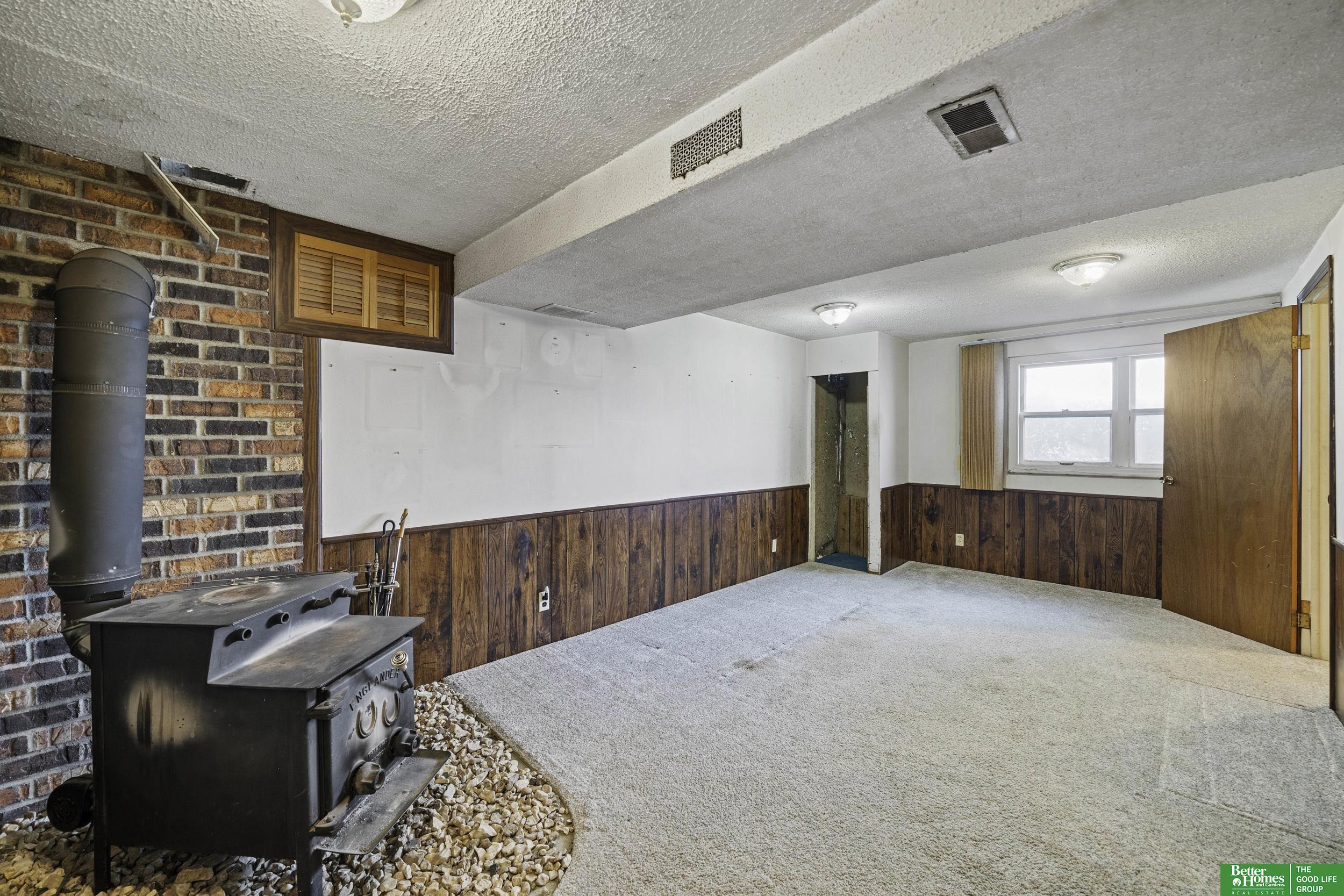 460 Hilltop Avenue