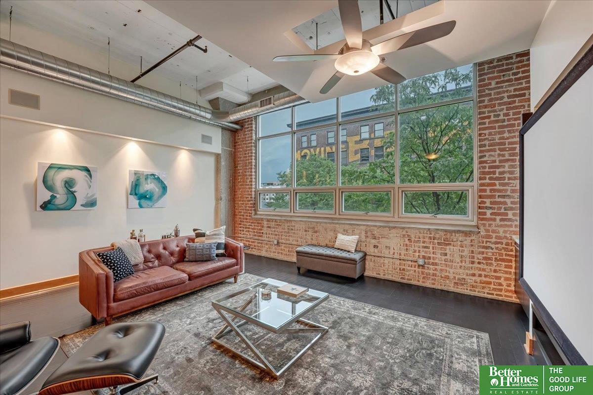 1502 Jones Street # 203