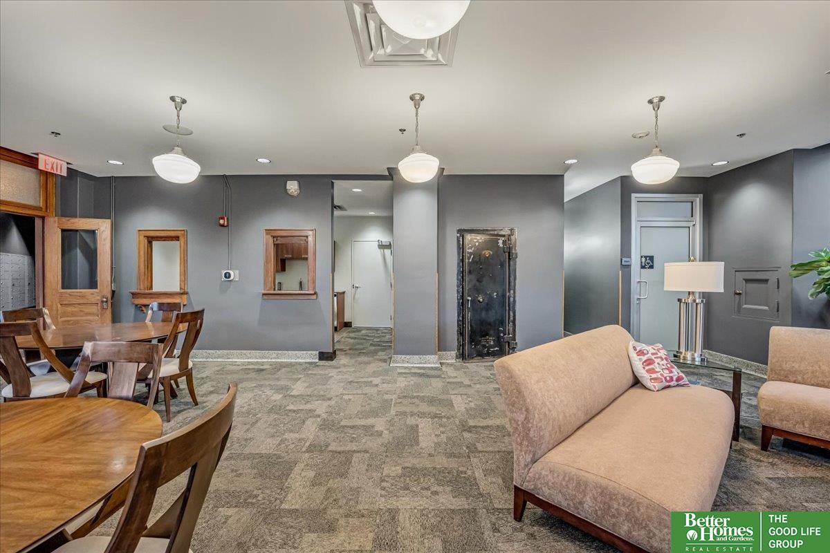 1502 Jones Street # 203