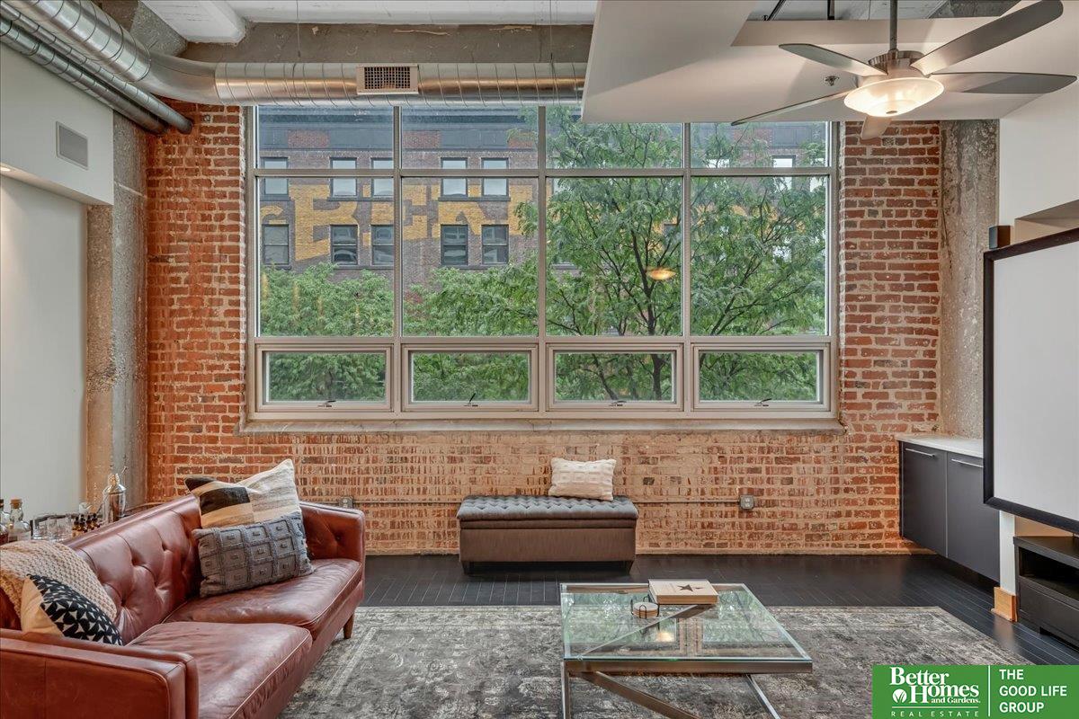 1502 Jones Street # 203
