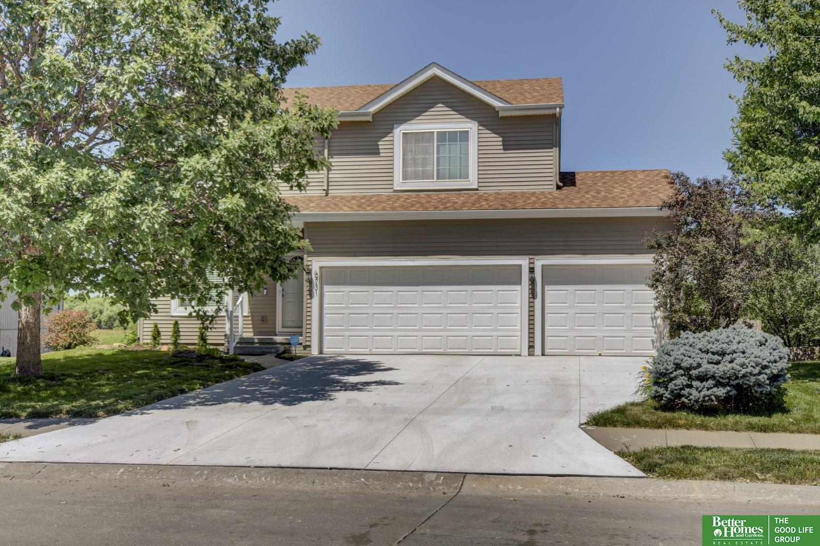 6731 N 148 Street