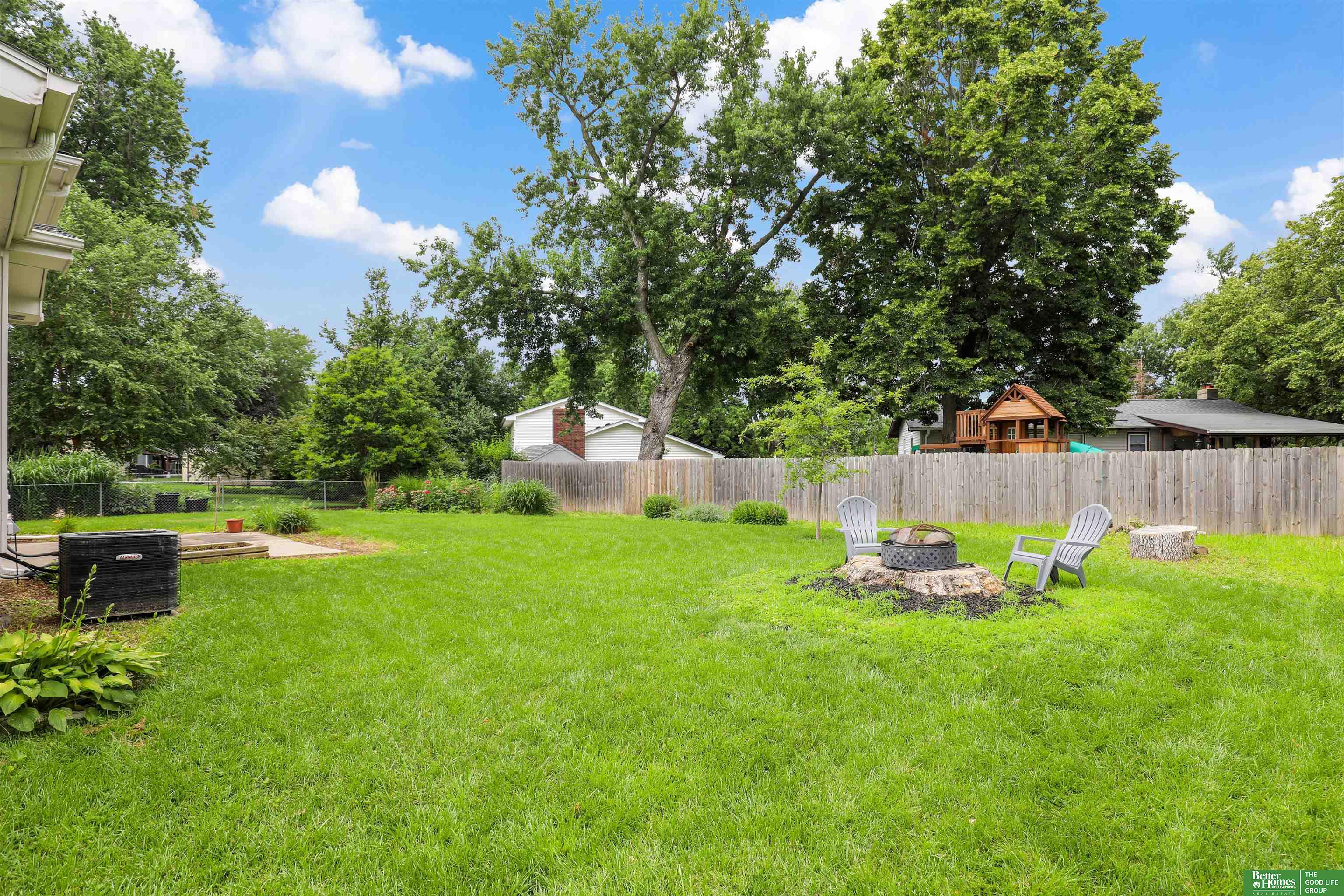1116 Lafayette Drive