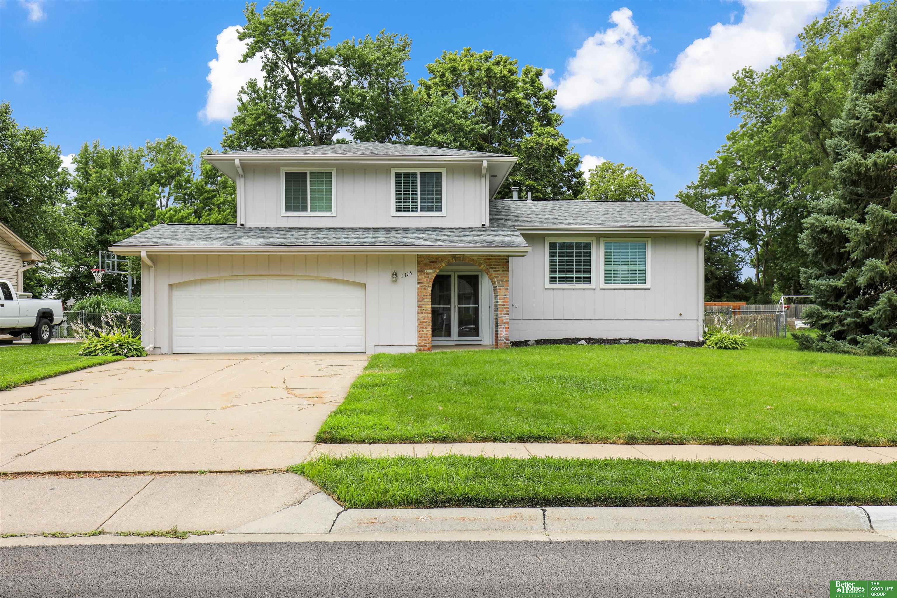 1116 Lafayette Drive