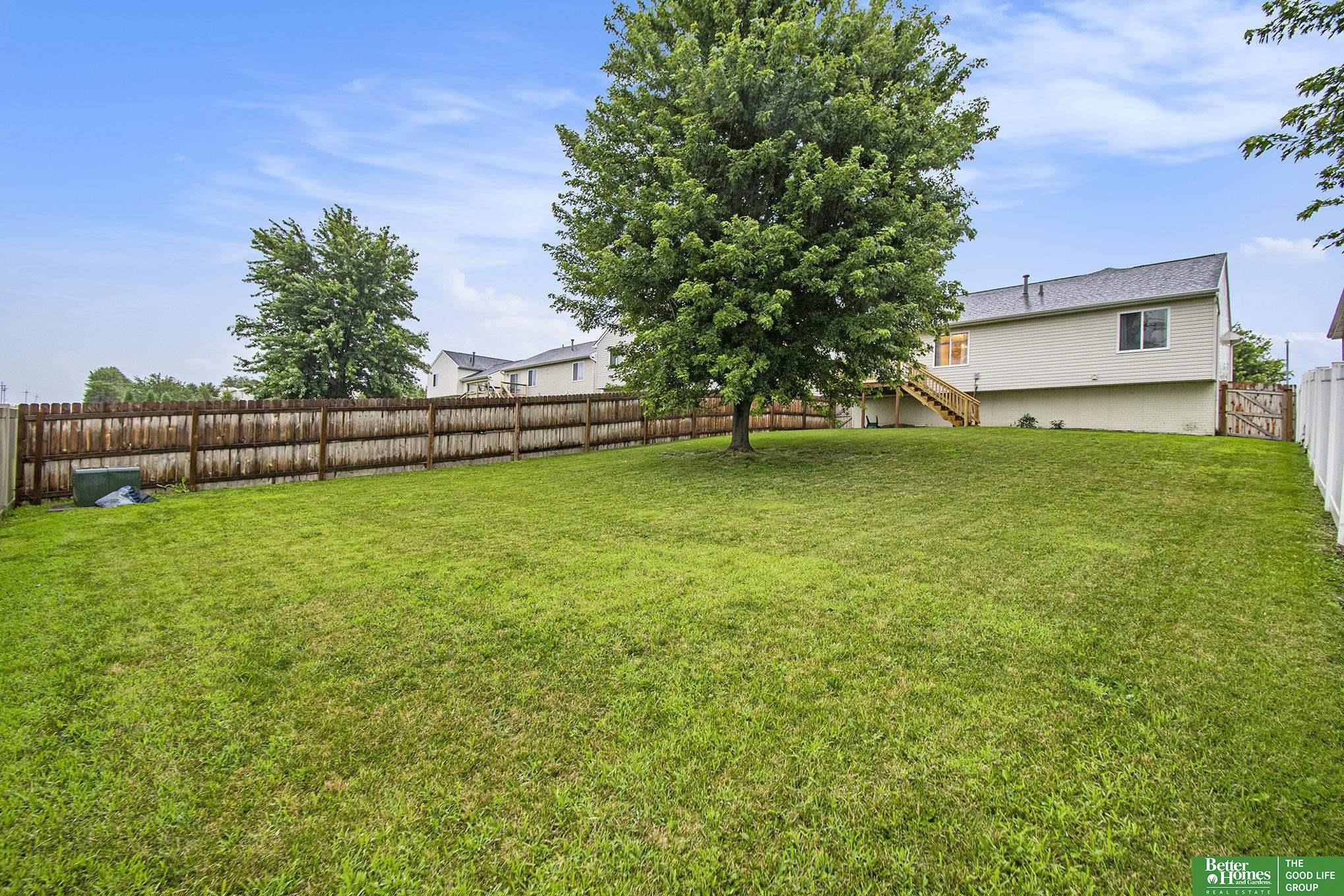 8702 N 155th Street