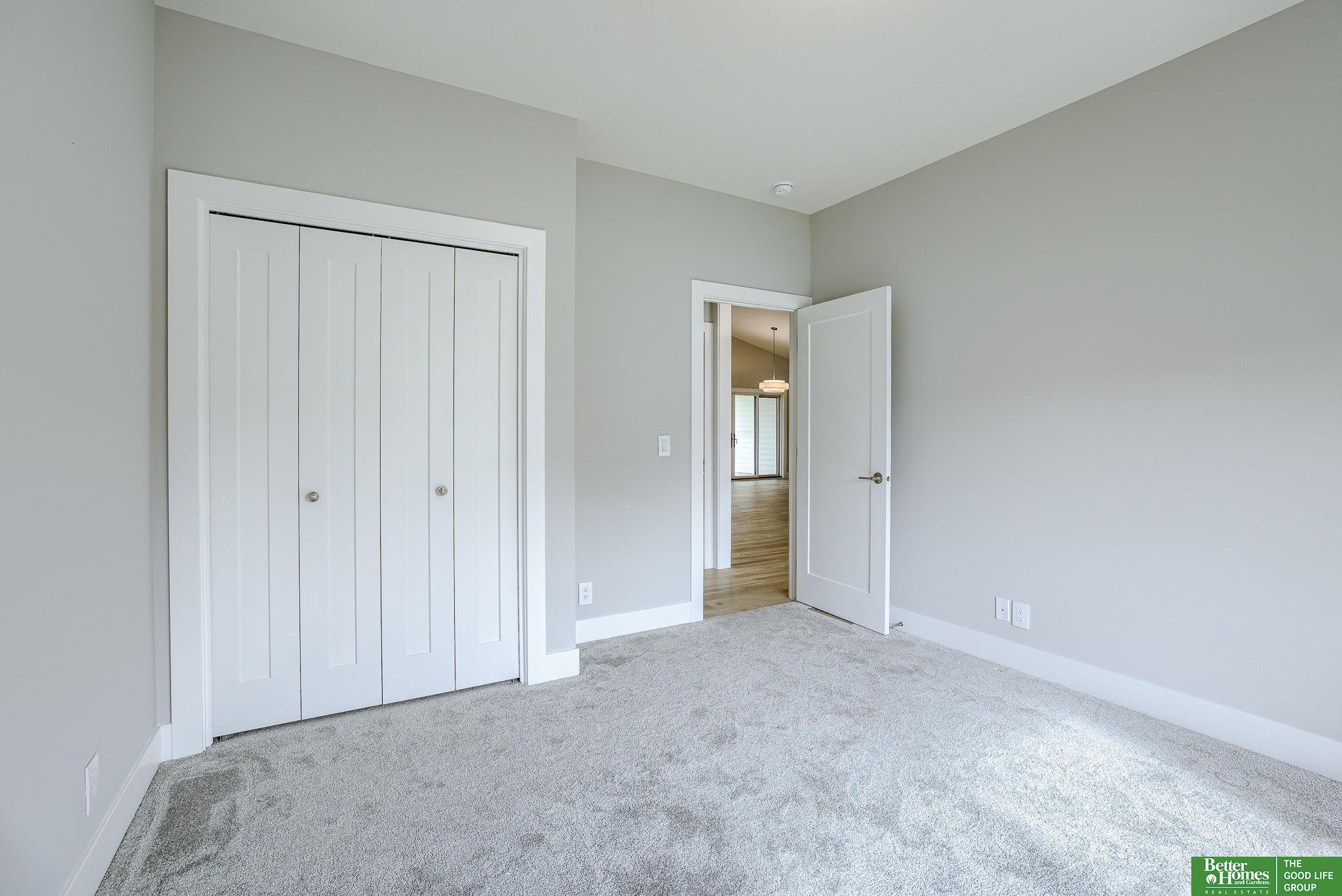11018 S 175th Street