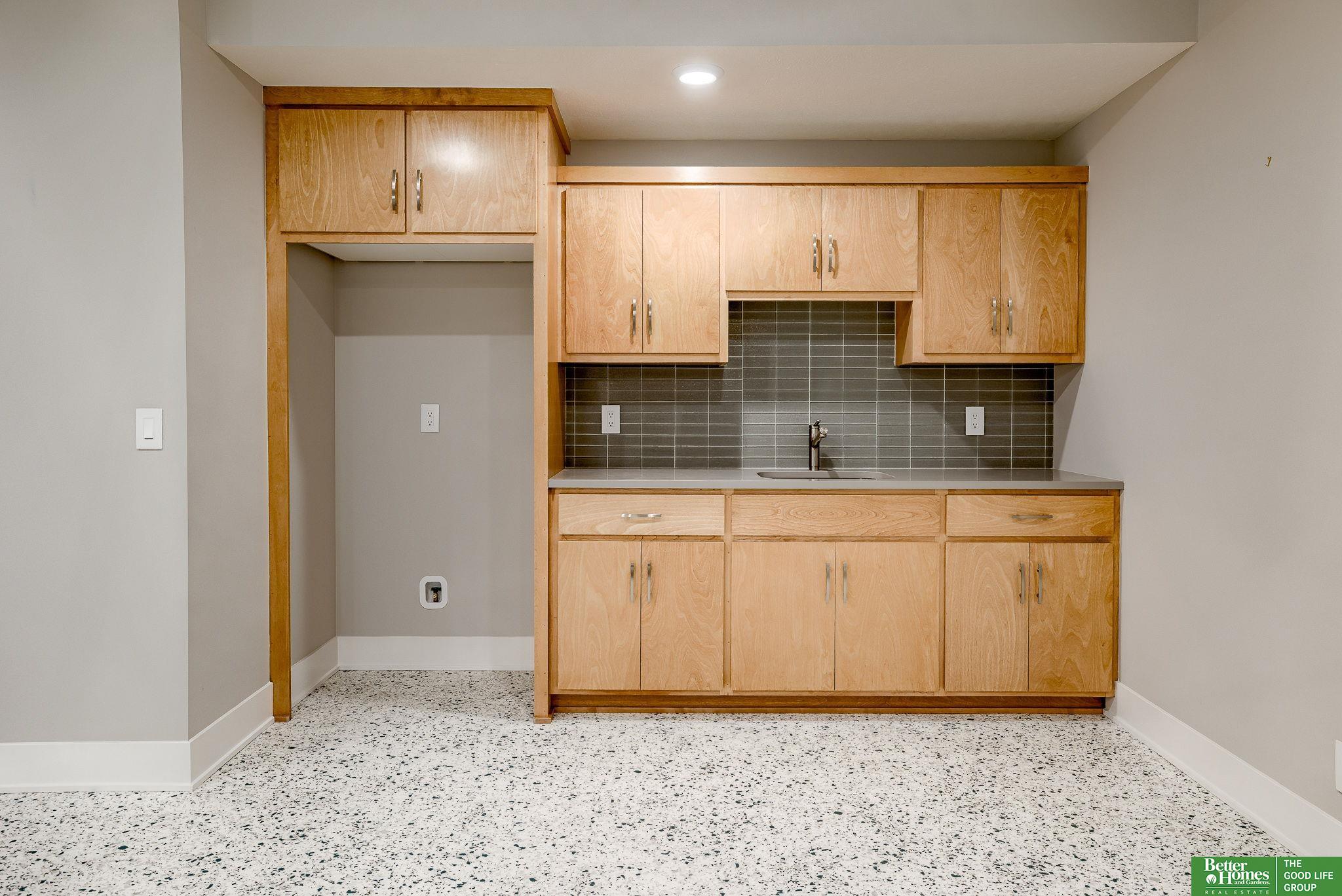 11018 S 175th Street