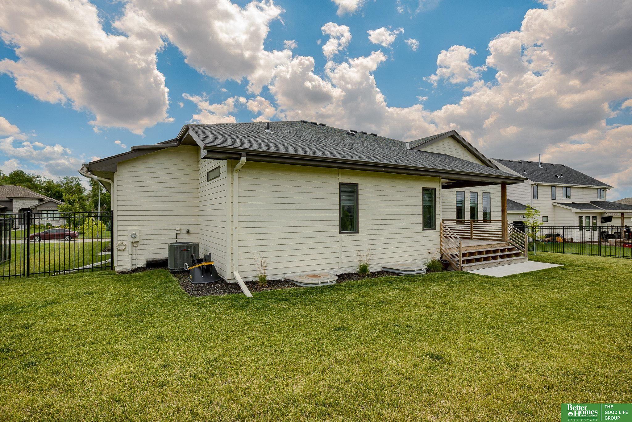 11018 S 175th Street