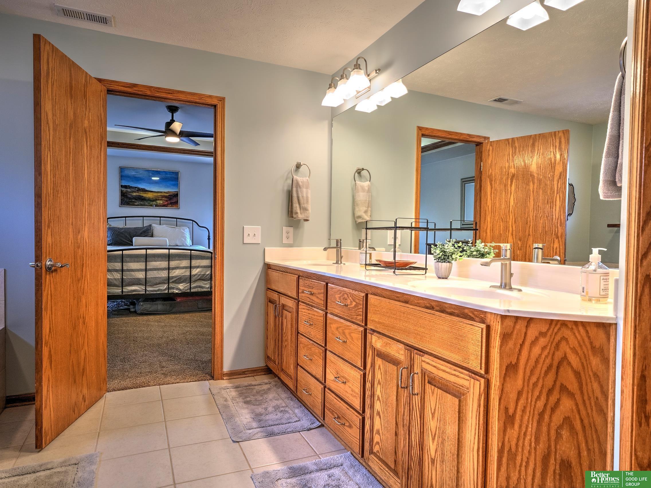 9941 Brentwood Court