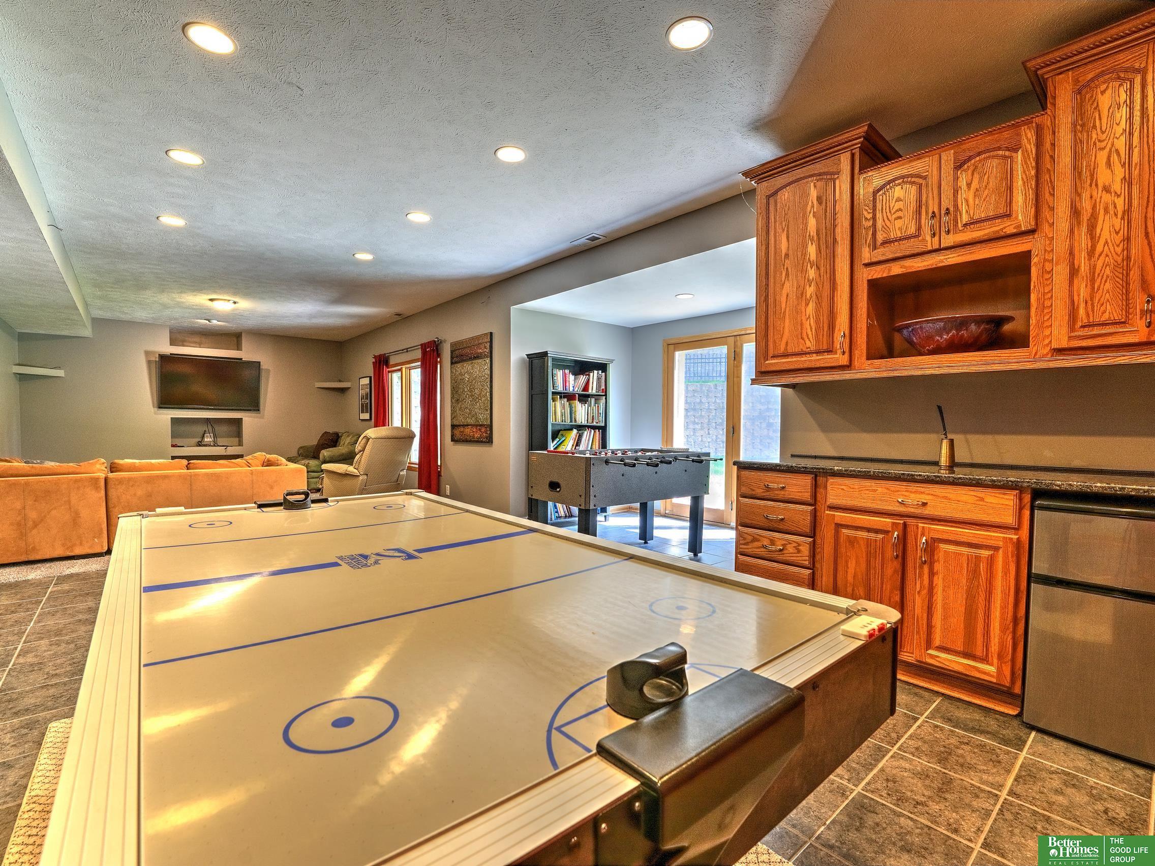 9941 Brentwood Court