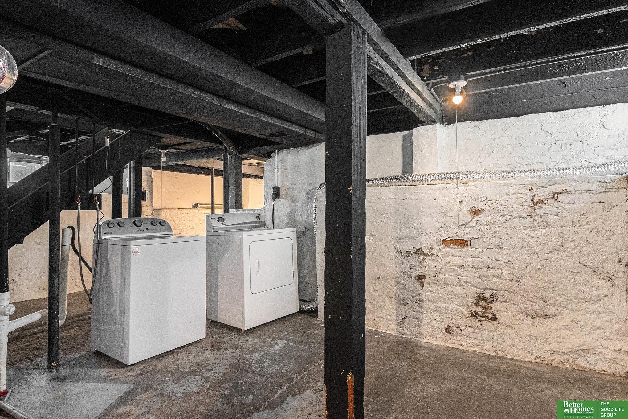 2737 S 9th Street