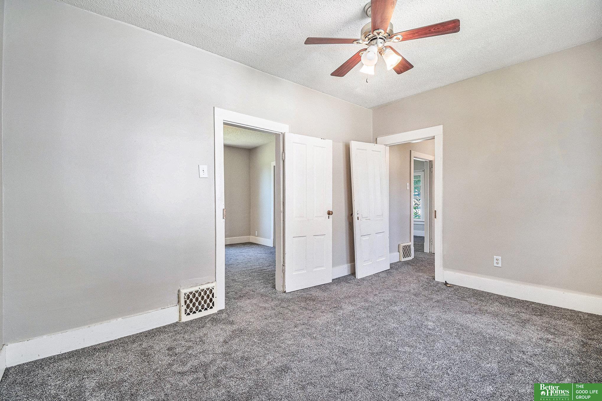 2737 S 9th Street