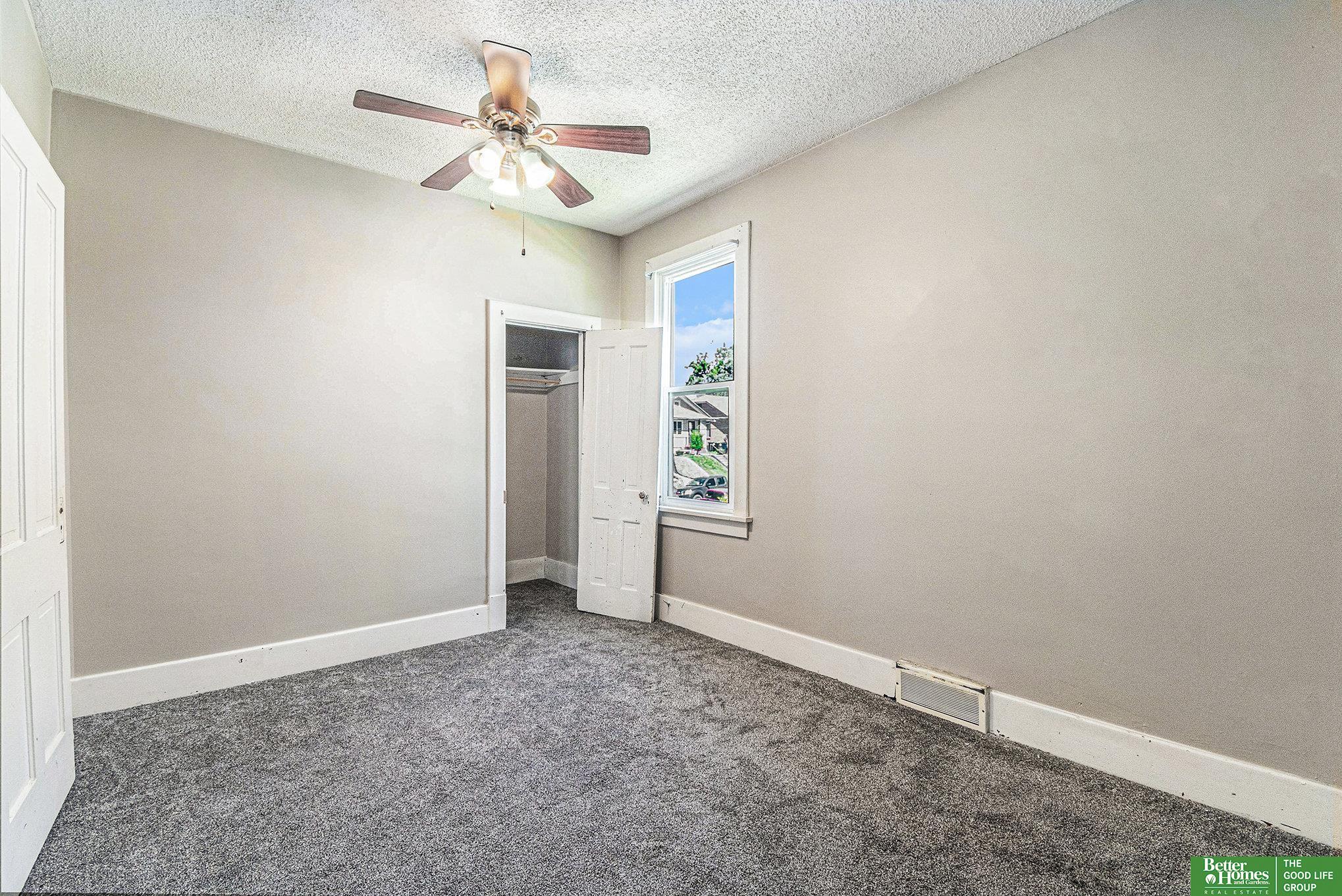 2737 S 9th Street