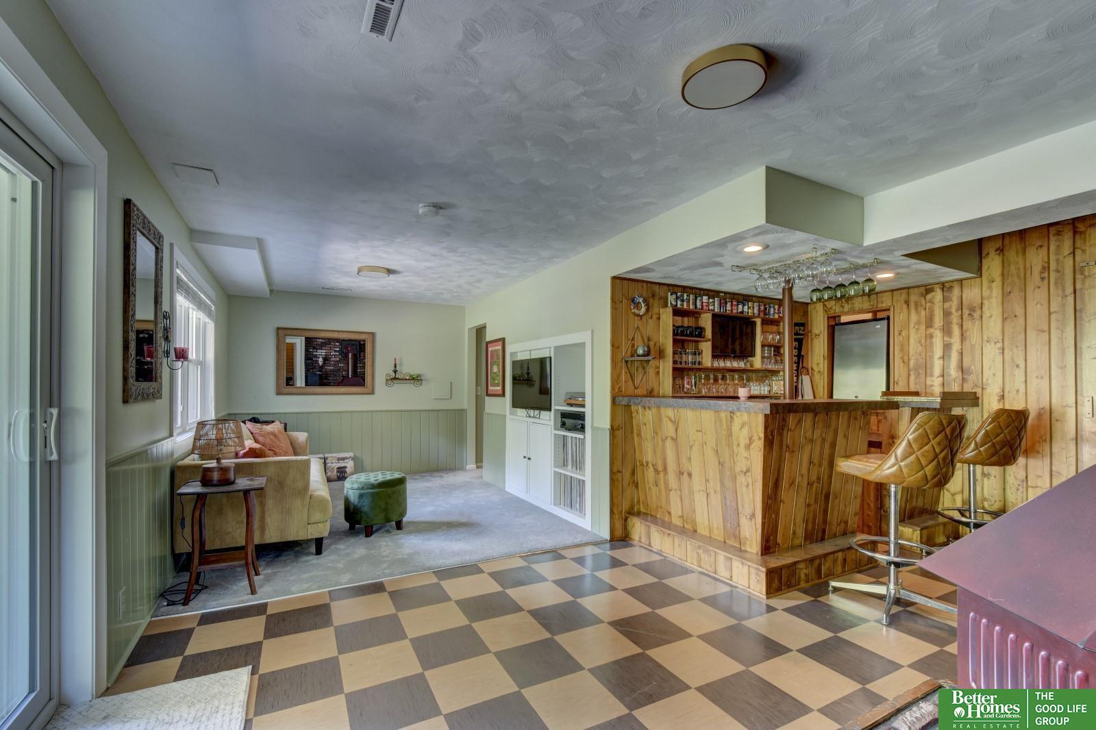 3613 Armbrust Drive