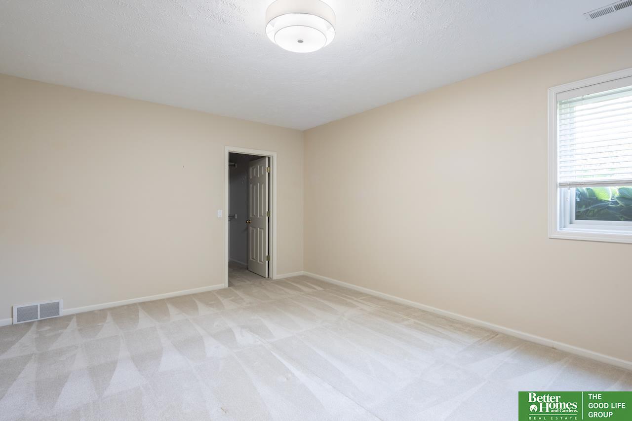 1364 S 181 Plaza