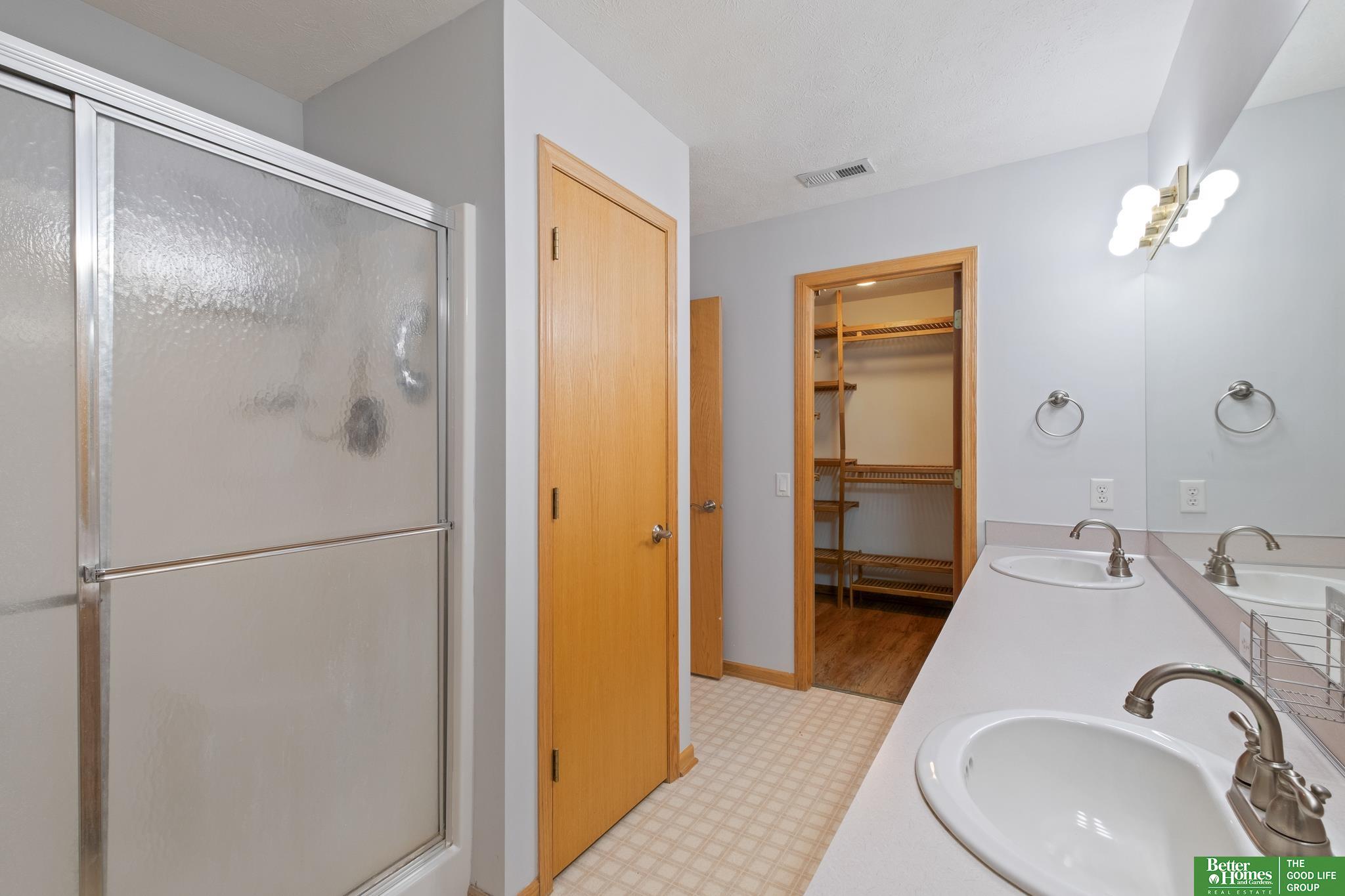 10713 Berry Plaza