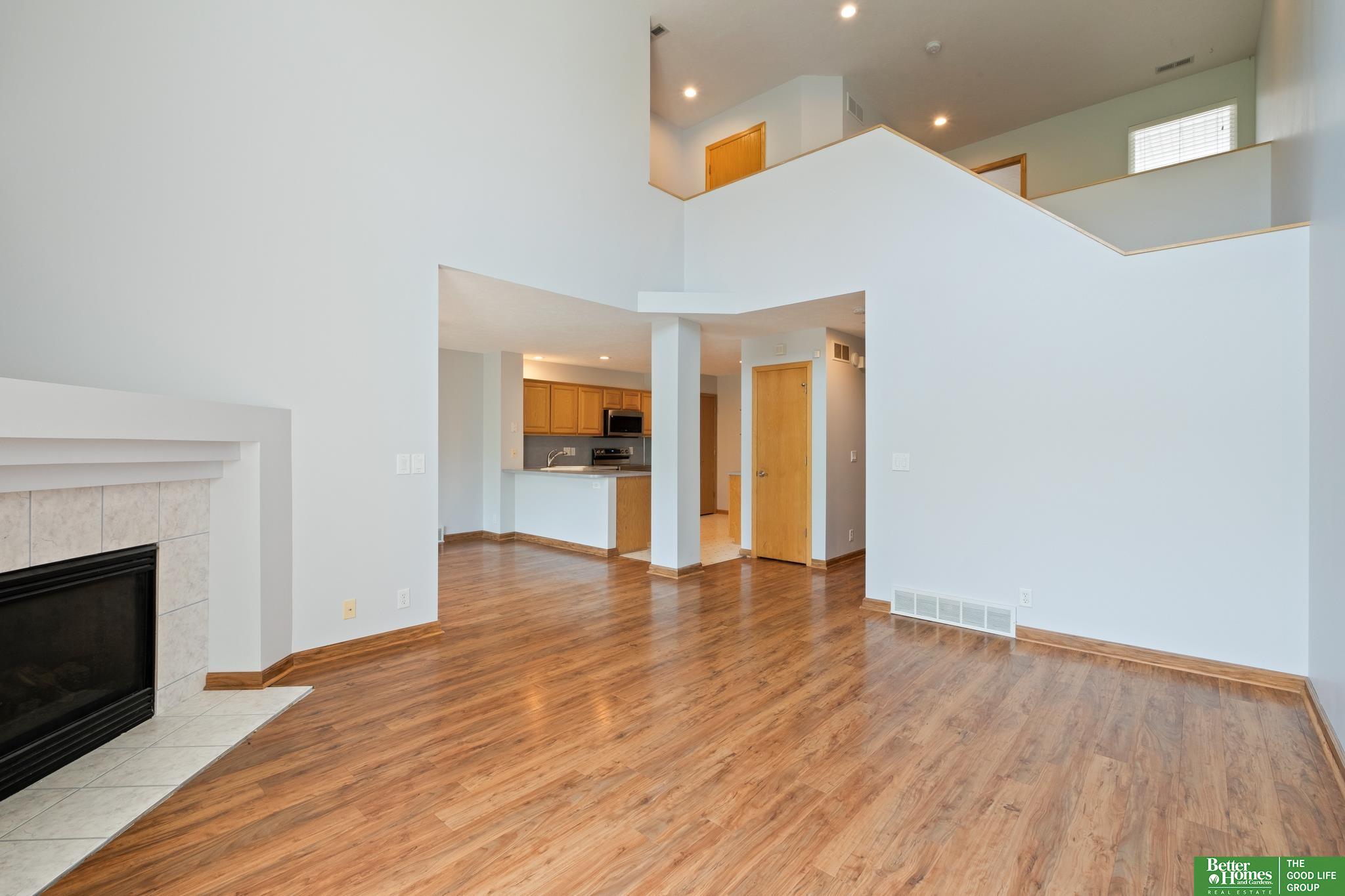 10713 Berry Plaza