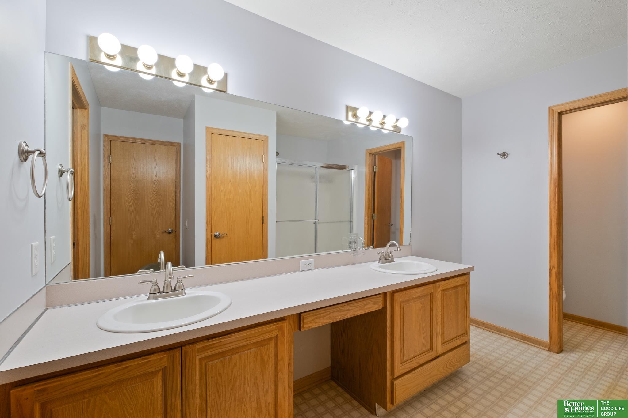 10713 Berry Plaza