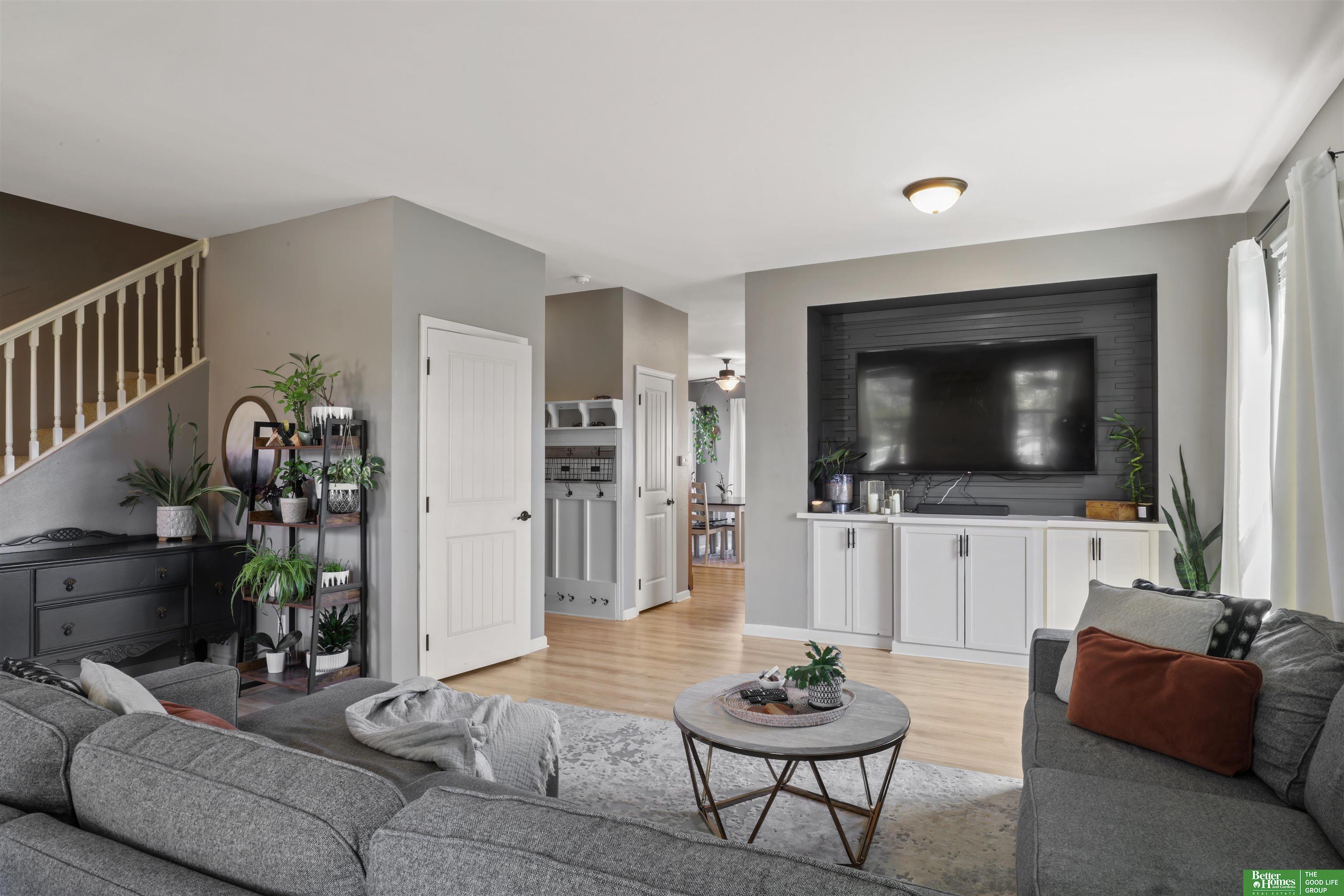 20810 Paul Circle