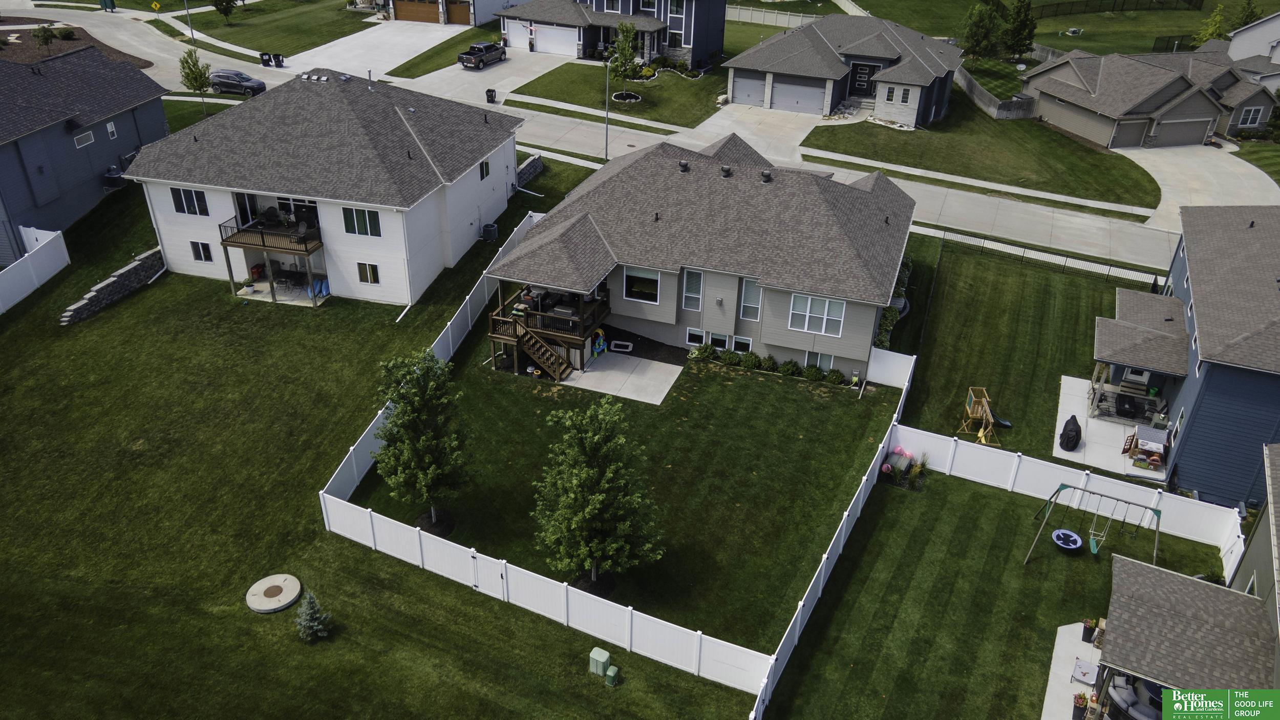 965 Elm Circle