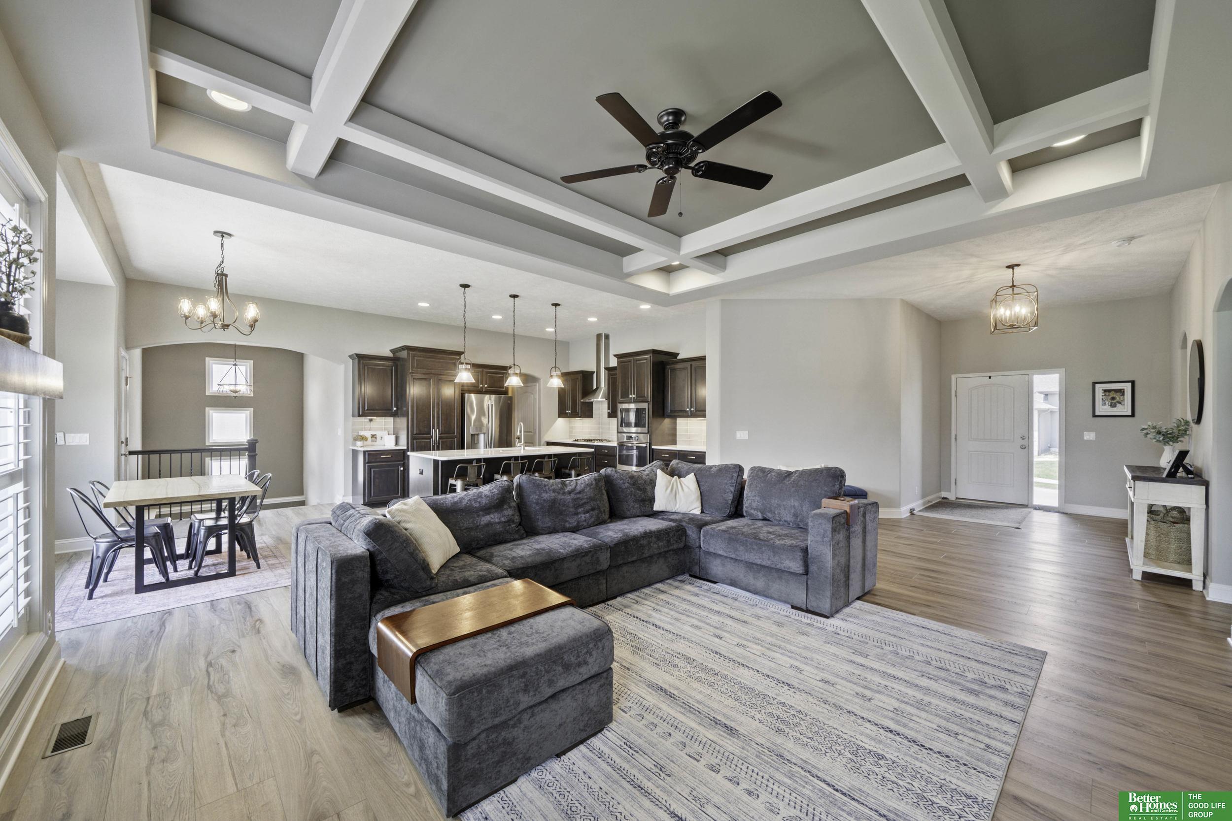 965 Elm Circle
