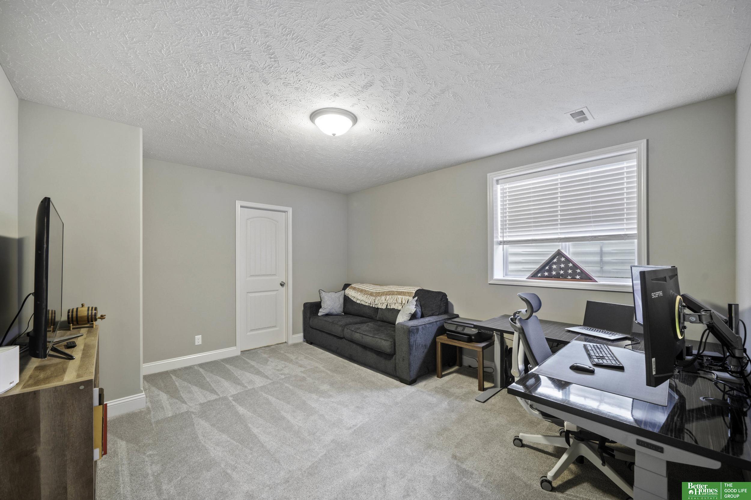 965 Elm Circle