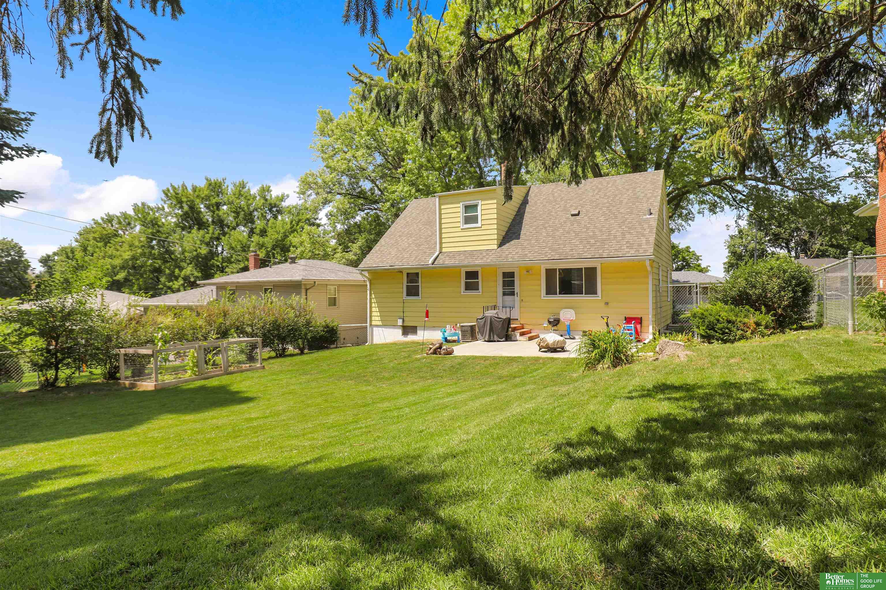 2611 S 49th Street