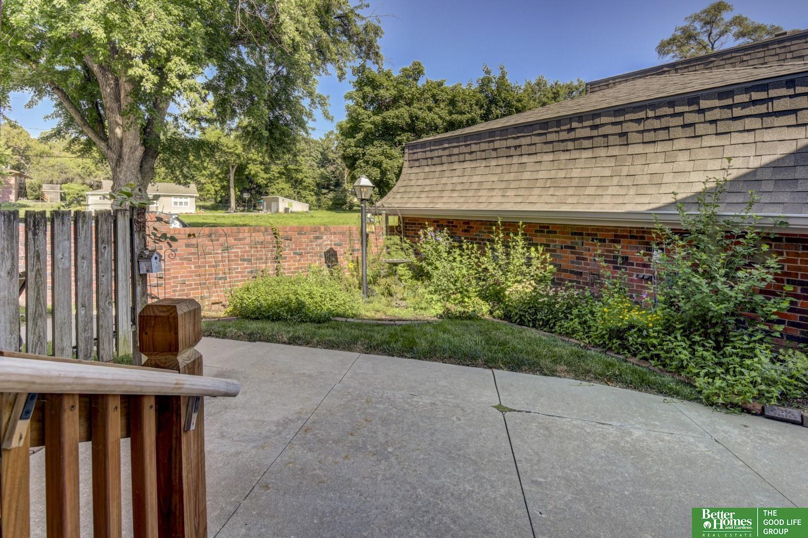 2306 Benson Gardens Boulevard