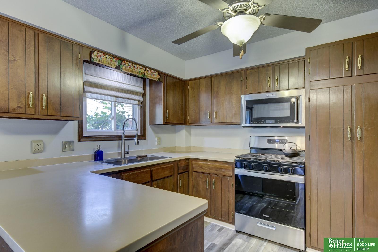 2306 Benson Gardens Boulevard